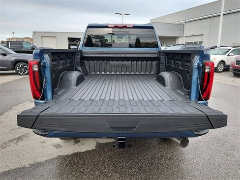 New 2026 GMC Sierra 2500 Denali w/ Denali Reserve Package image 7