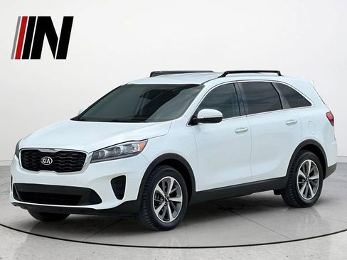 Used 2020 Kia Sorento FWD V6 image 1