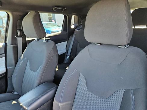 Used 2025 Jeep Compass Sport AWD/4WD image 16