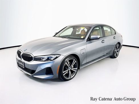 Used 2023 BMW 330e xDrive w/ Premium Package image 3