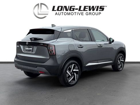 Used 2025 Nissan Kicks SV image 7