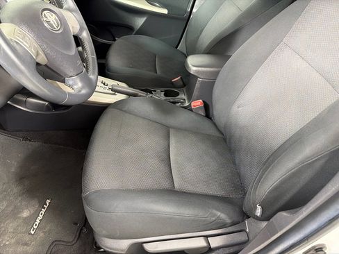 Used 2010 Toyota Corolla S image 11