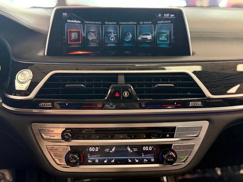 Used 2016 BMW 750i xDrive AWD/4WD image 30