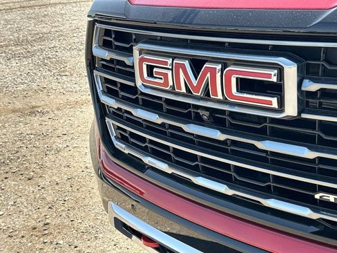 New 2026 GMC Yukon AT4 w/ AT4 Premium Package AWD/4WD image 32
