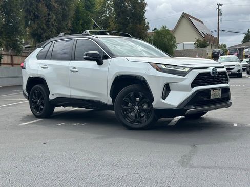 Certified 2024 Toyota RAV4 XSE w/ Advanced Technology Package AWD/4WD image 1