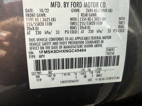 Used 2022 Ford Explorer XLT w/ Equipment Group 202A AWD/4WD image 33
