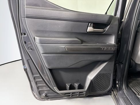 Used 2025 Toyota Tacoma TRD Off-Road image 27