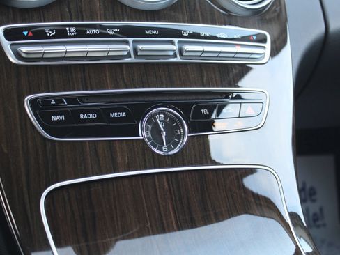 Used 2015 Mercedes-Benz C 300 4MATIC Sedan image 33