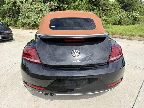 Used 2019 Volkswagen Beetle 2.0T FWD image 5