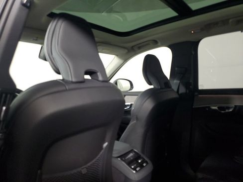Used 2026 Volvo XC90 B6 Ultra AWD/4WD image 16