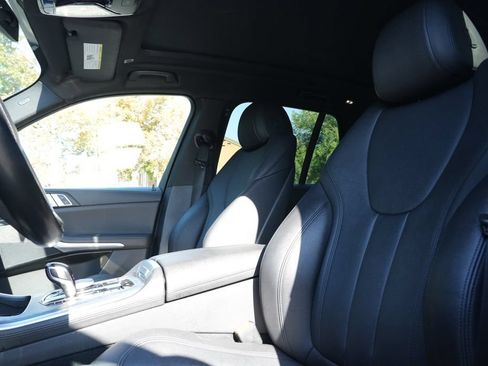 Used 2022 BMW X5 xDrive45e AWD/4WD image 13