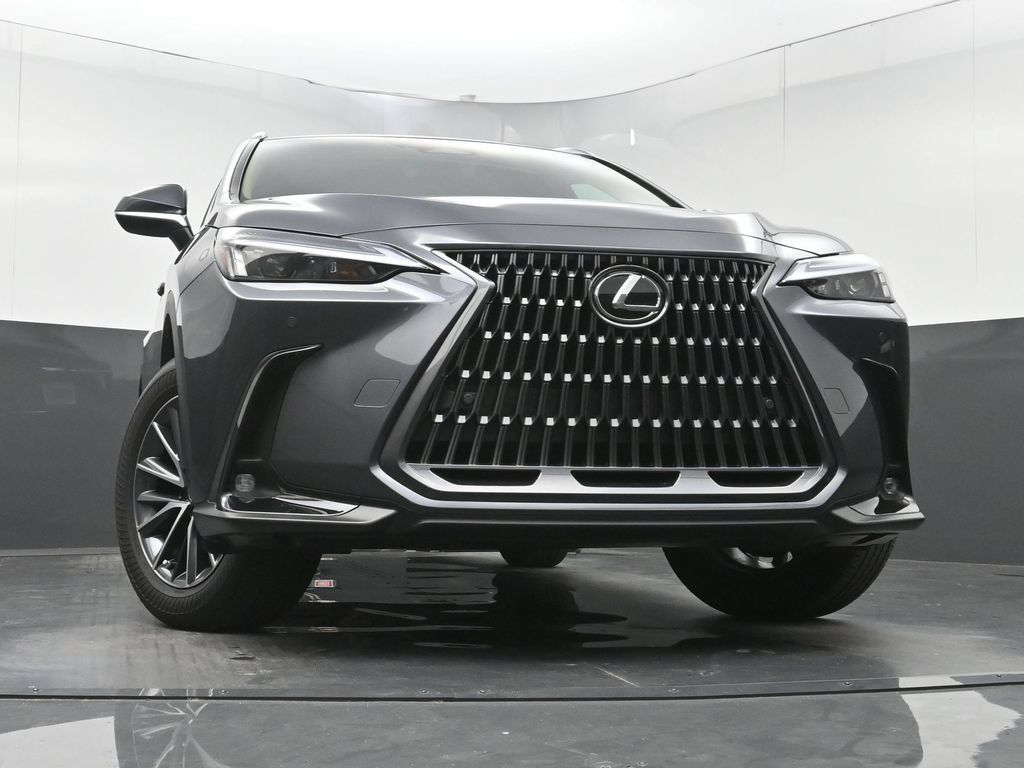 Used 2025 Lexus NX 250 FWD w/ Accessory Package (Z2) image 27