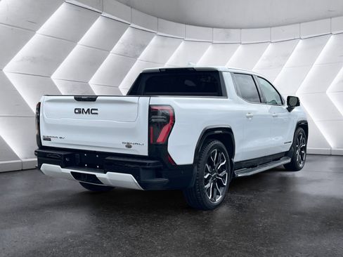 Used 2025 GMC Sierra EV Denali image 6