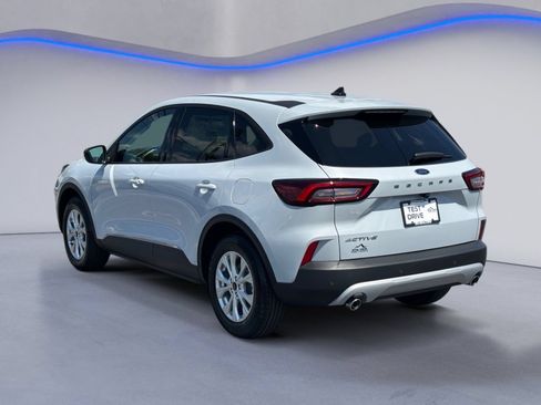New 2026 Ford Escape Active w/ Tech Pack #1 FWD image 4