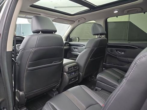 Used 2023 Honda Pilot Touring image 40