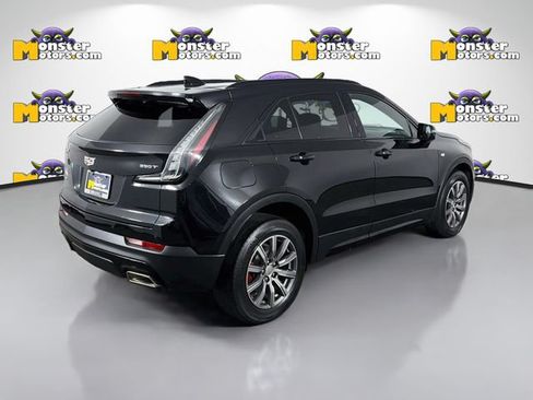 Used 2021 Cadillac XT4 Sport w/ Sun And Sound Package AWD/4WD image 5