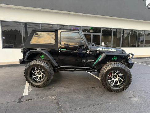 Used 2011 Jeep Wrangler Sport image 26