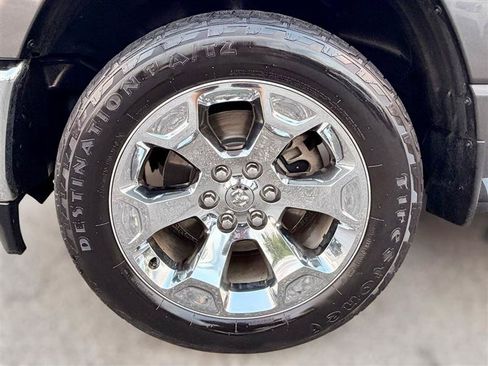 Used 2019 RAM 1500 Big Horn AWD/4WD image 34