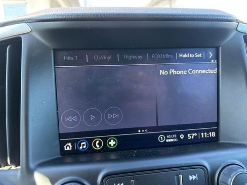 Used 2024 GMC Terrain SLT image 33