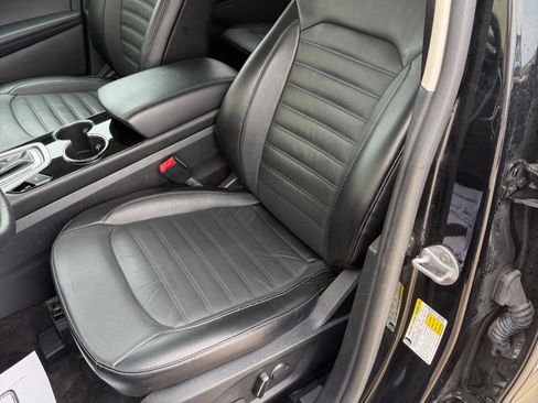 Used 2018 Ford Edge SEL w/ Equipment Group 201A AWD/4WD image 6