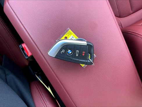 Used 2025 BMW i4 eDrive40 w/ Parking Assistance Package image 14