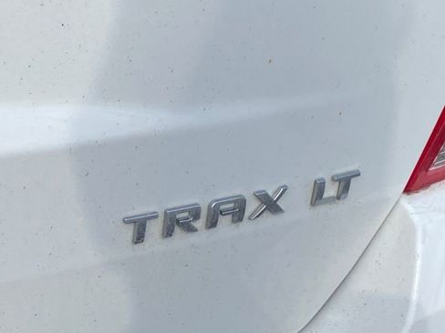 Used 2016 Chevrolet Trax LT w/ LT Convenience Package image 10