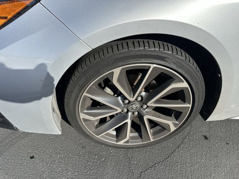 Used 2020 Toyota Corolla SE image 6