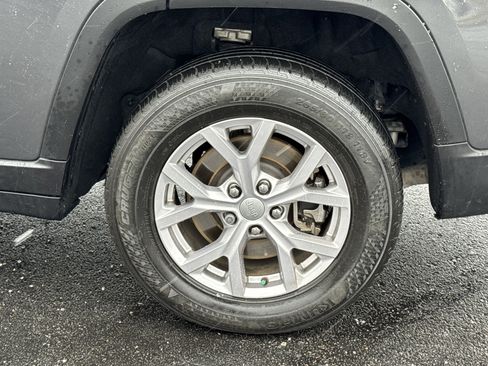 Used 2022 Jeep Grand Cherokee L Limited image 46