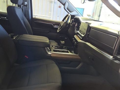 Used 2023 Chevrolet Silverado 1500 RST w/ Redline Edition image 9