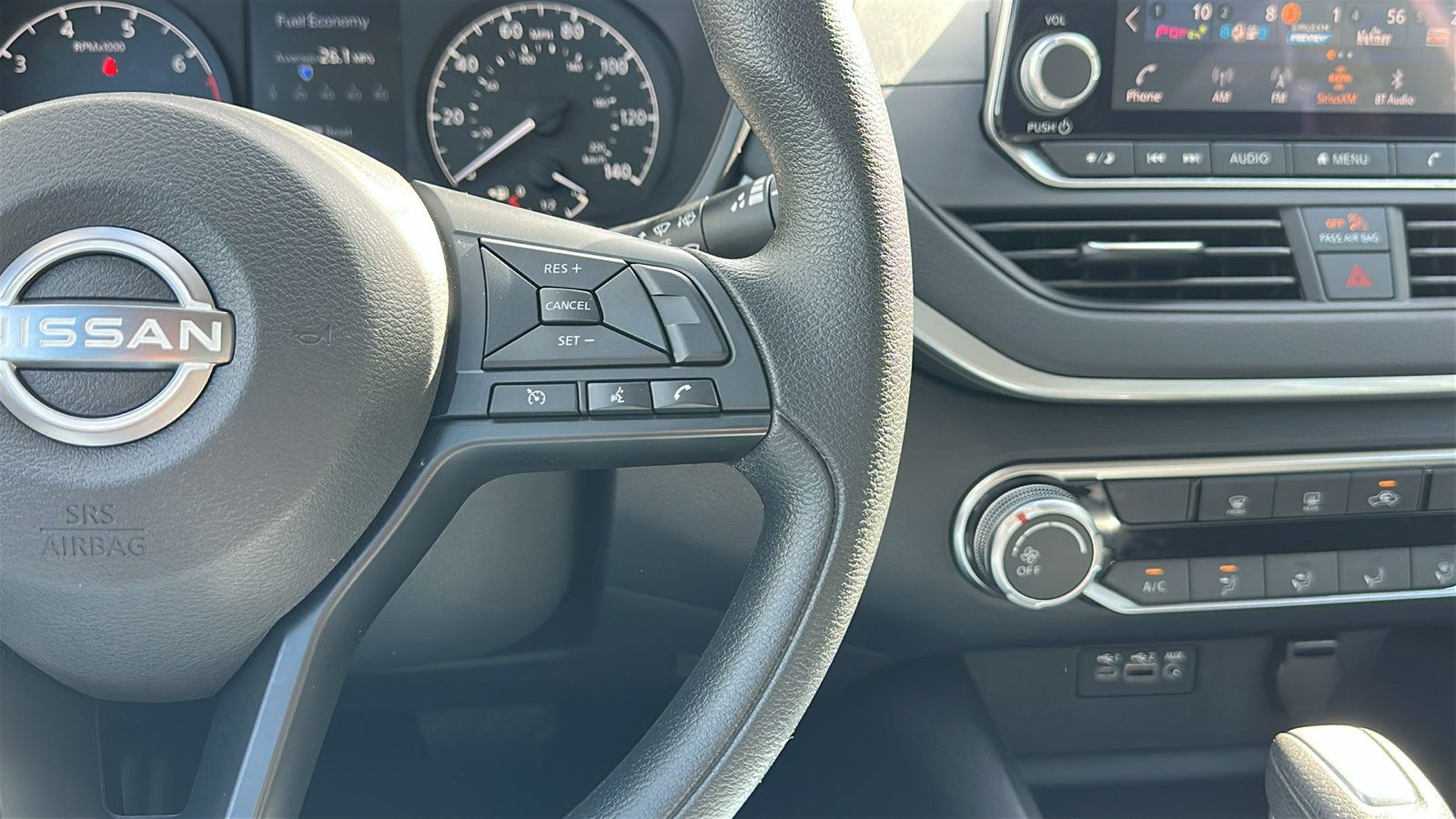 Certified 2025 Nissan Altima 2.5 S FWD image 15