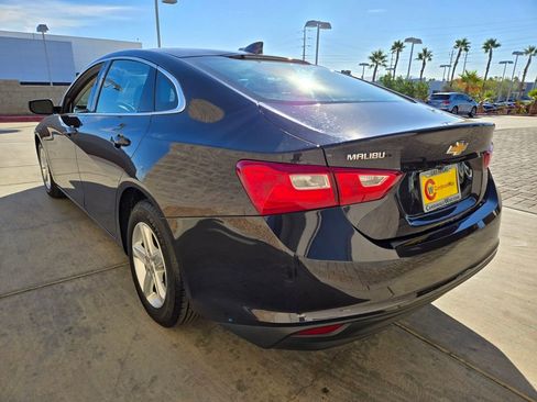 Used 2023 Chevrolet Malibu LT image 3