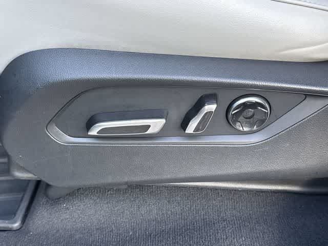 Used 2022 Acura MDX w/ Technology Package FWD image 15