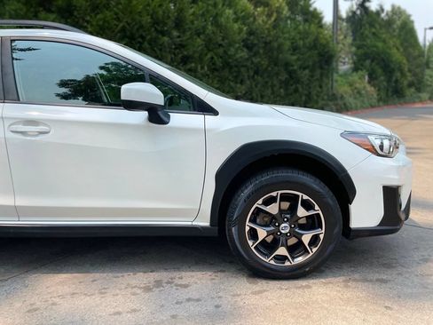 Used 2018 Subaru Crosstrek 2.0i Premium w/ Popular Package #3 AWD/4WD image 2