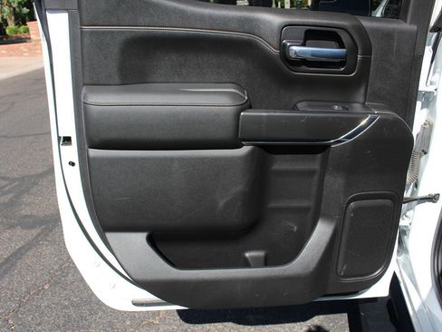 Used 2021 GMC Sierra 1500 AT4 w/ AT4 Preferred Package image 18