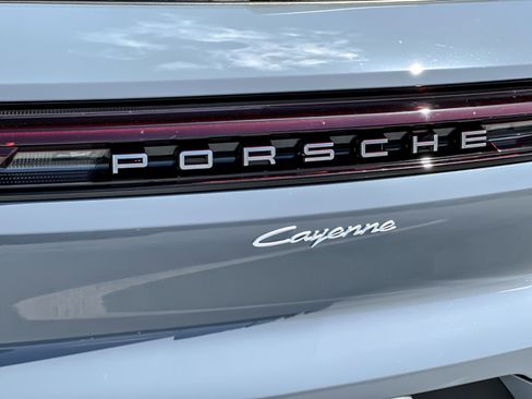 New 2026 Porsche Cayenne AWD/4WD image 26