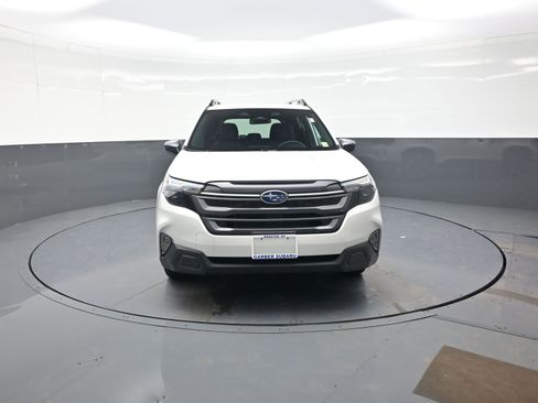 New 2026 Subaru Forester Premium AWD/4WD image 8