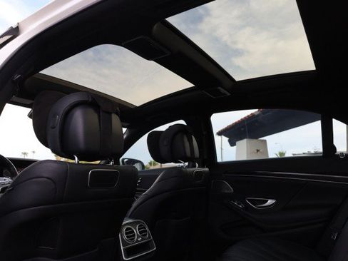 Used 2020 Mercedes-Benz S 450 Sedan image 40