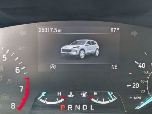 Used 2020 Ford Escape SE image 33
