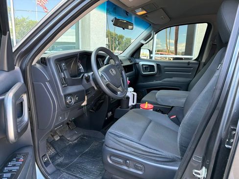 Used 2012 Honda Ridgeline RTS image 2