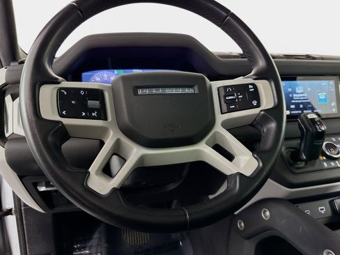 Used 2020 Land Rover Defender 110 First Edition image 13