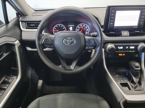 Used 2021 Toyota RAV4 LE AWD/4WD image 16