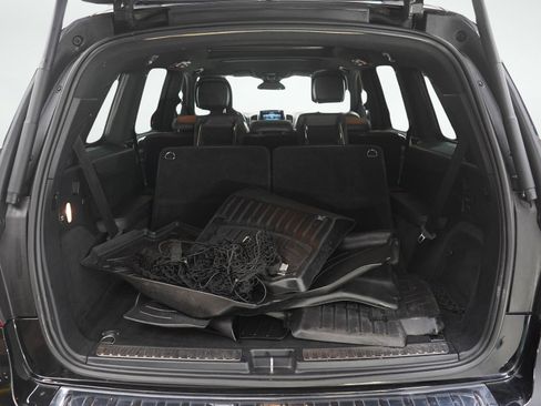 Used 2019 Mercedes-Benz GLS 550 4MATIC image 9