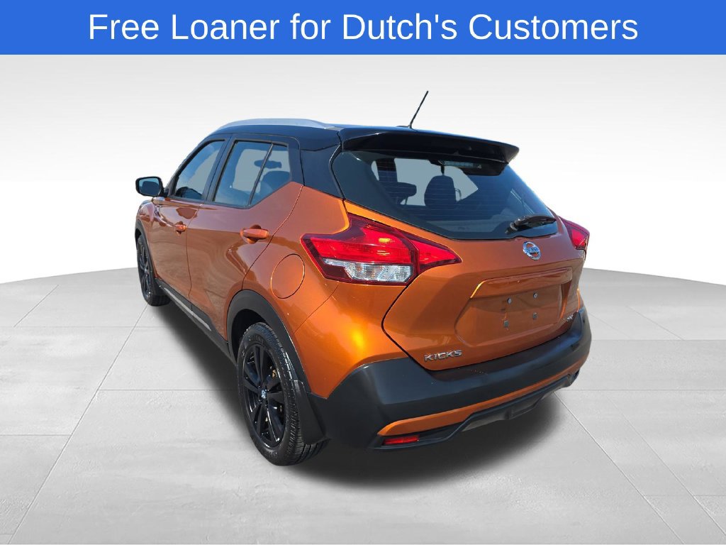 Used 2018 Nissan Kicks SR FWD image 3