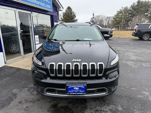 Used 2018 Jeep Cherokee Limited image 3