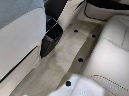 Used 2024 Lucid Air Touring AWD/4WD image 16