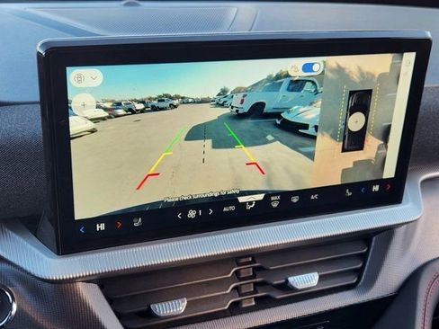 Used 2025 Ford Explorer ST image 6