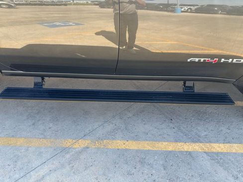 Used 2023 GMC Sierra 2500 AT4 w/ AT4 Premium Plus Package AWD/4WD image 35