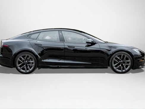 Used 2022 Tesla Model S Base image 5