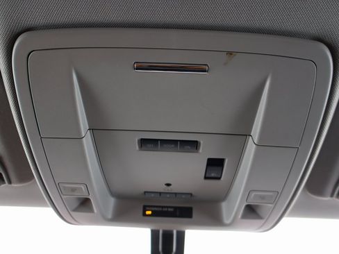 Used 2018 Chevrolet Silverado 1500 LTZ image 15