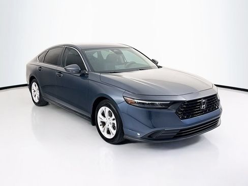 Certified 2024 Honda Accord LX image 3
